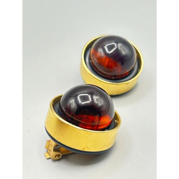 Vintage Dome Clip On Earrings with Bakelite & Gold Tone Finish Bold Design - Picture 4 of 7